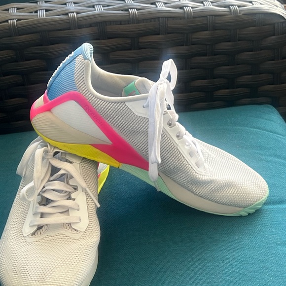 Nike Metcon 6 Bright Mango Smoke Grey training AT3160-800 Women's
Sizes 9.5 - Picture 3 of 6